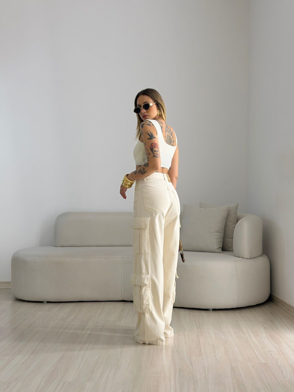 CALÇA SUZANE CARGO CRU