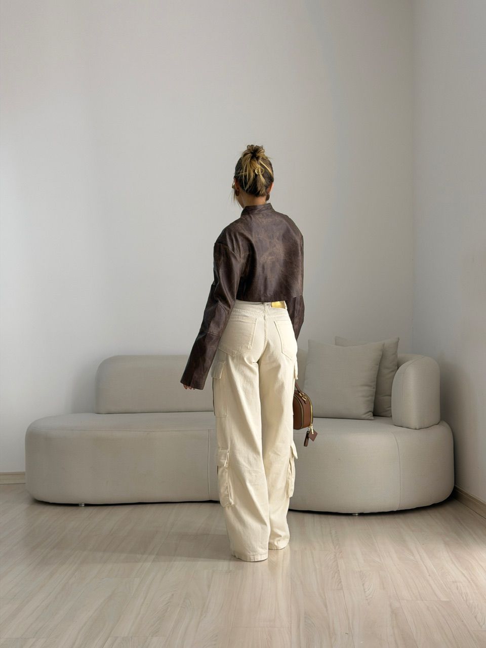 JAQUETA VIRGINIA CROPPED MARROM