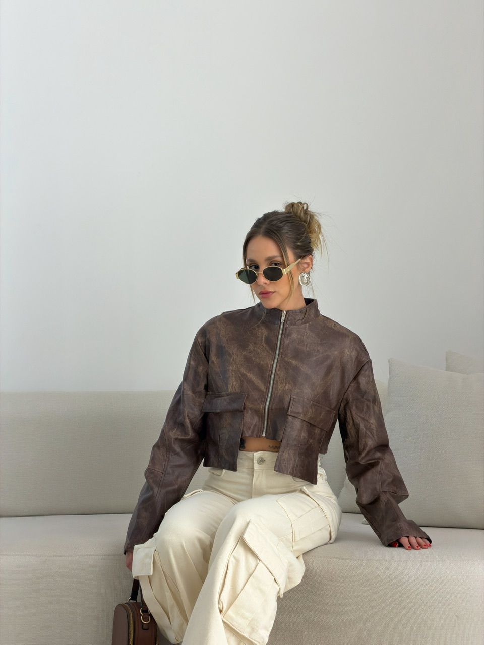 JAQUETA VIRGINIA CROPPED MARROM