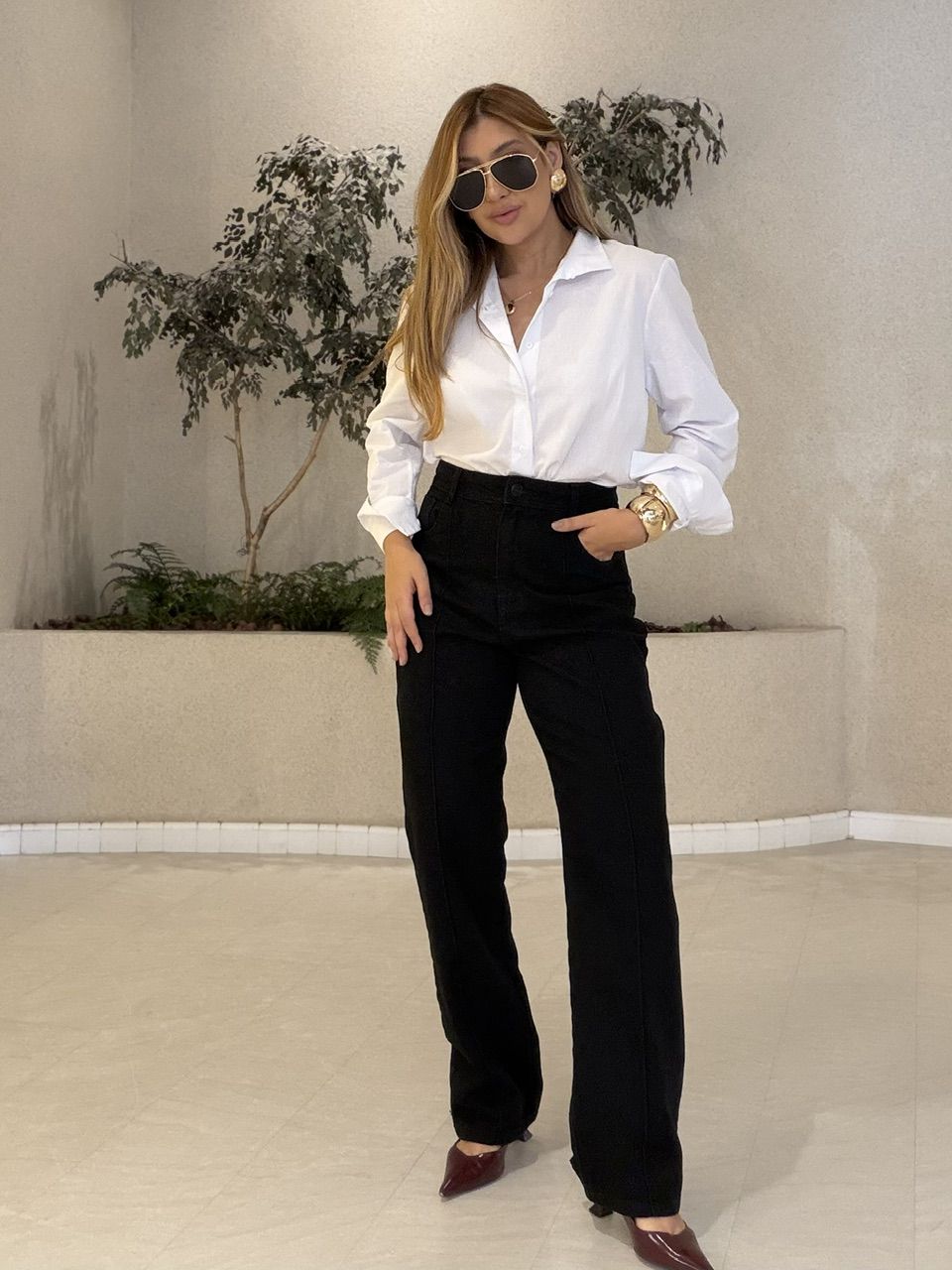 CALÇA LAUANY RETA PRETA - 0079010033 - CAROLLA FERRARO