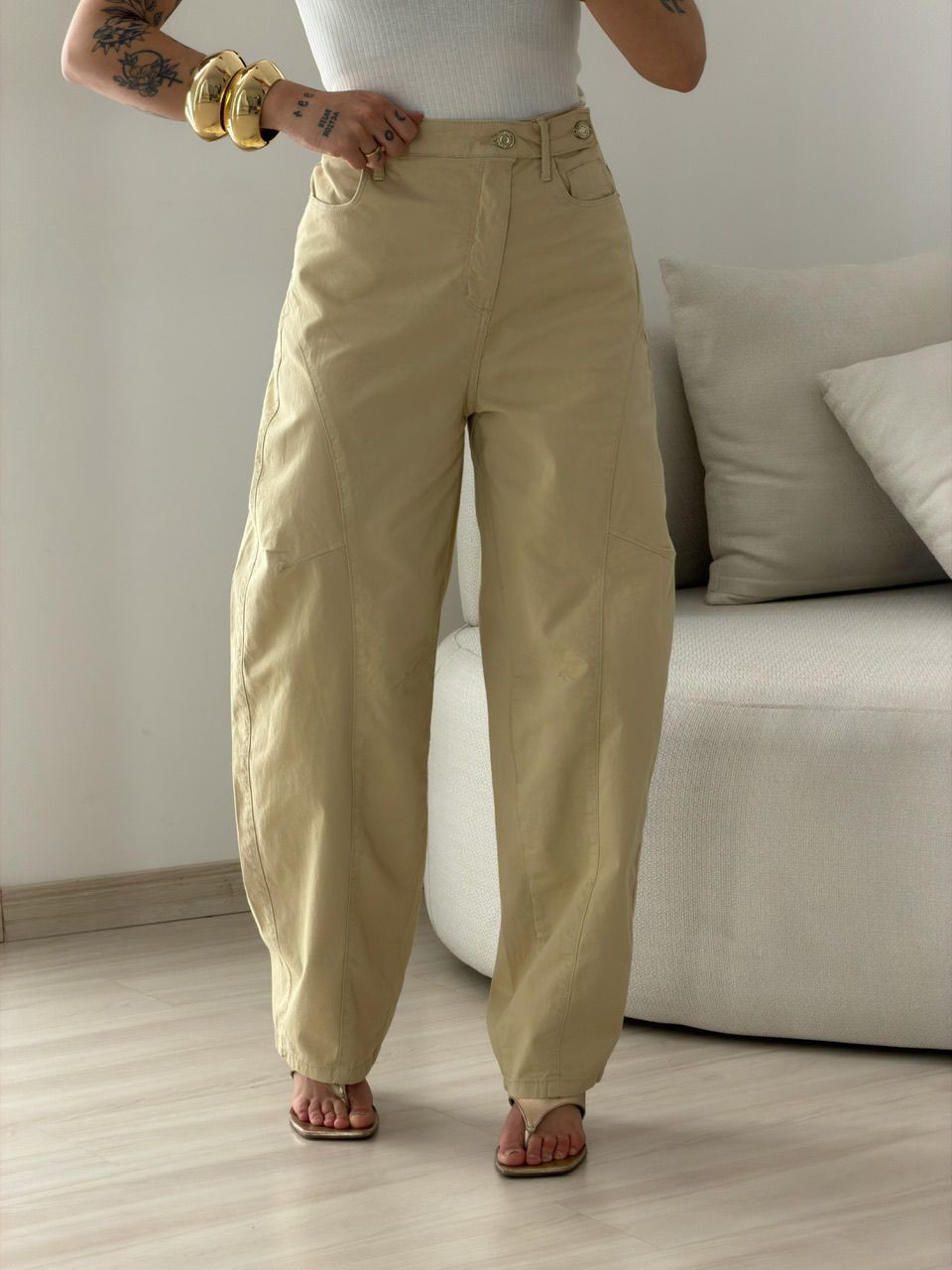 CALÇA LÚCIA BALLOON BEGE - 0080100103 - CAROLLA FERRARO