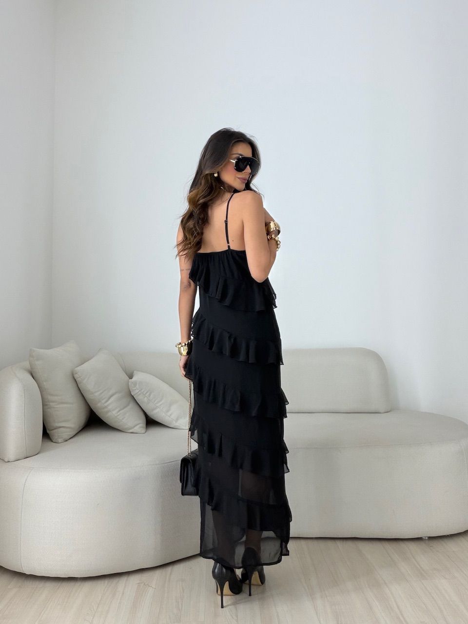 VESTIDO CINTIA BABADOS PRETO