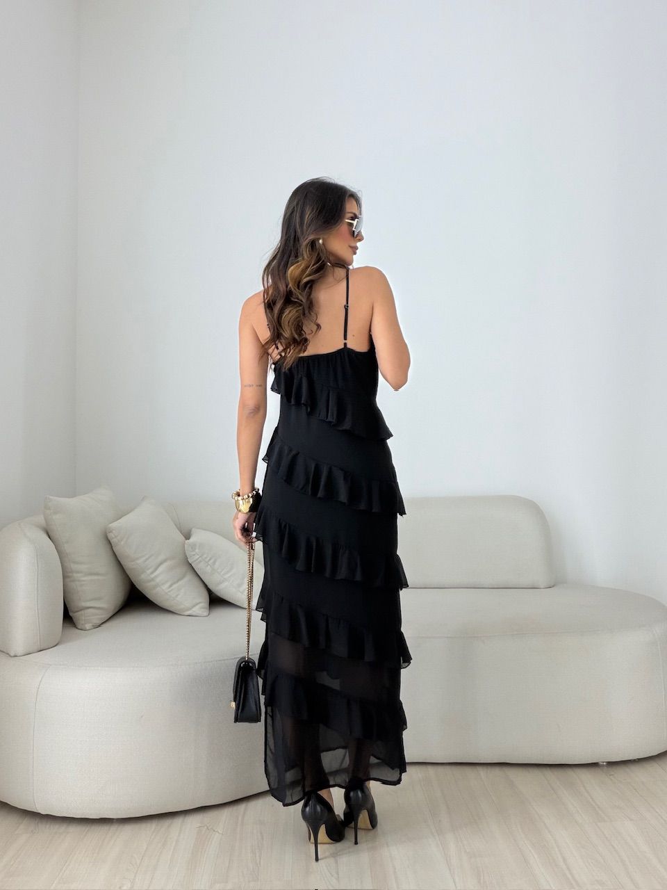 VESTIDO CINTIA BABADOS PRETO
