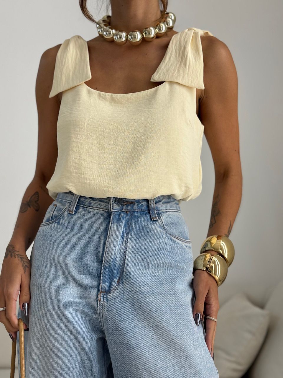 BLUSA MÔNICA LAÇO CREME