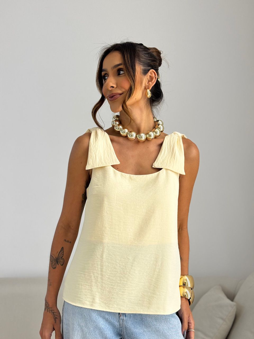 BLUSA MÔNICA LAÇO CREME