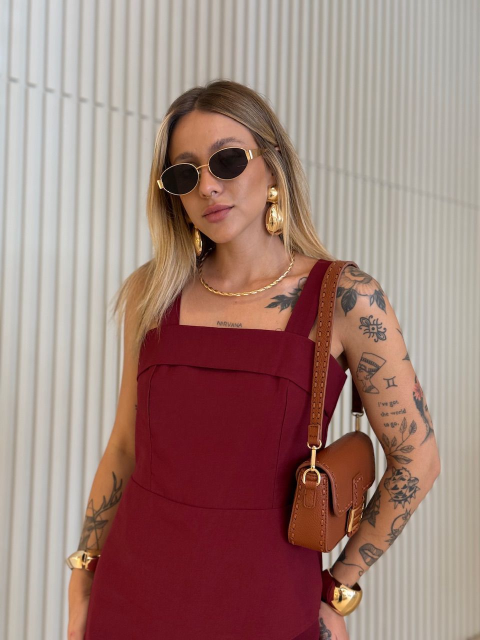 CONJUNTO BEATRIZ BLUSA ASSIMÉTRICA VINHO