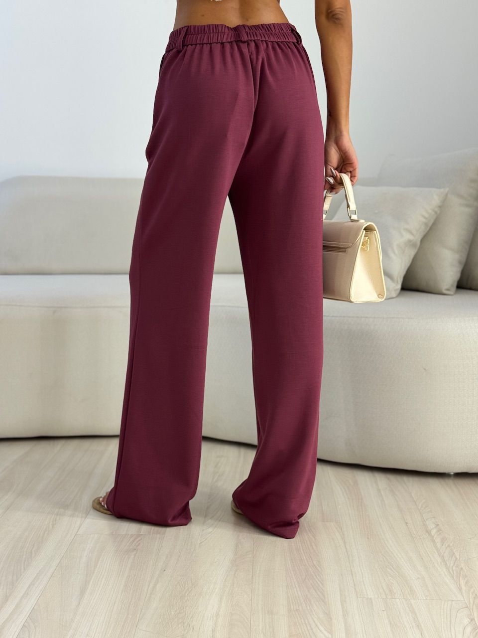 CALÇA JANAÍNA ZÍPER VINHO