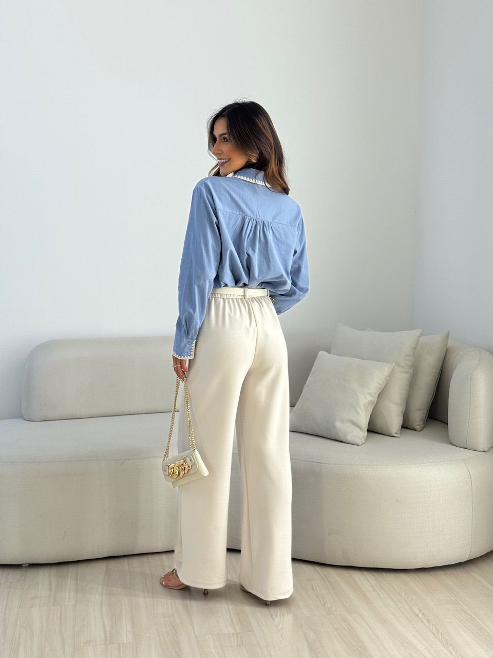 CAMISA DALILA BOLSO BORDADO BLUE JEANS