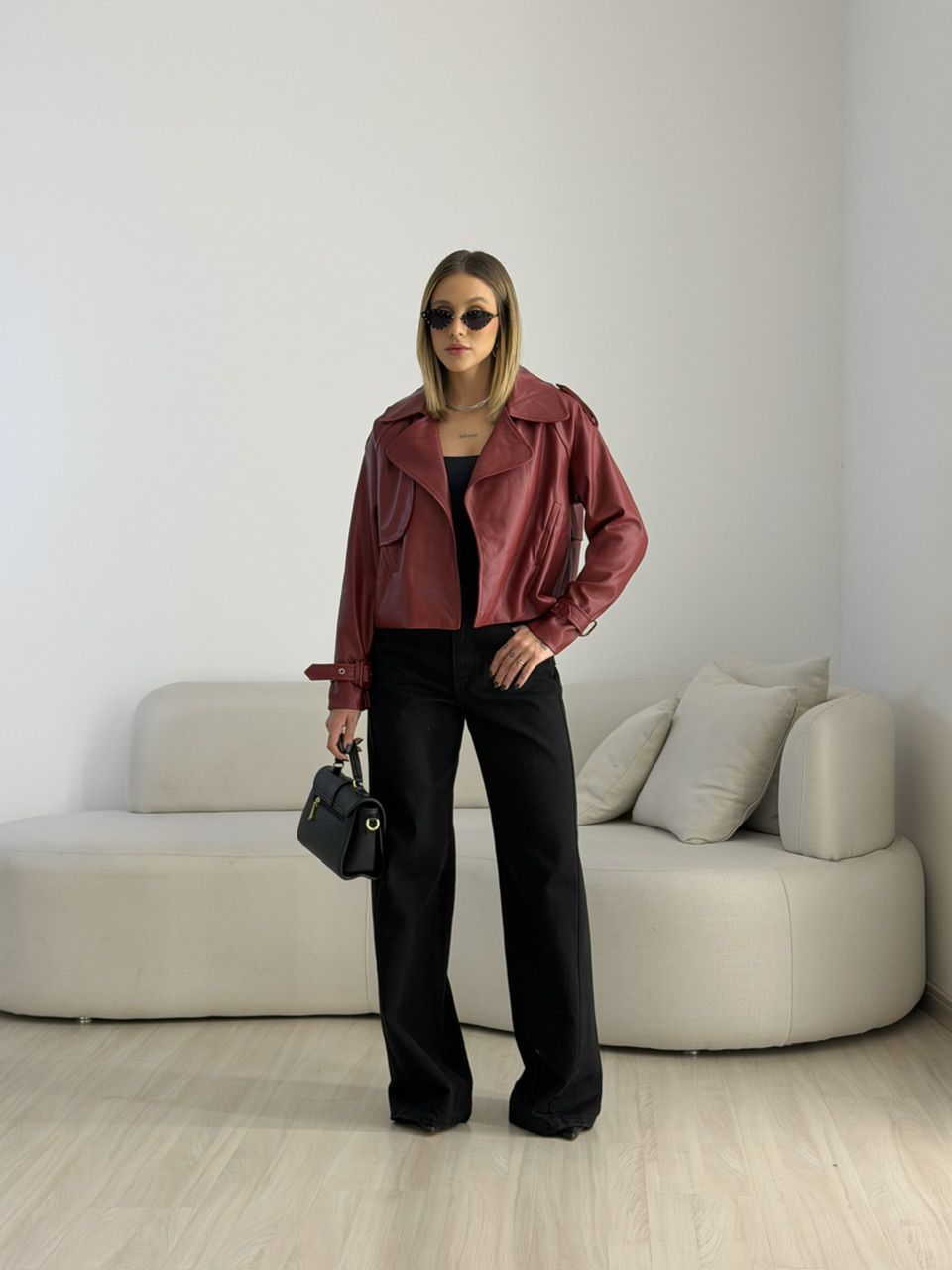 JAQUETA MARIA PAULA COURO FAKE VINHO