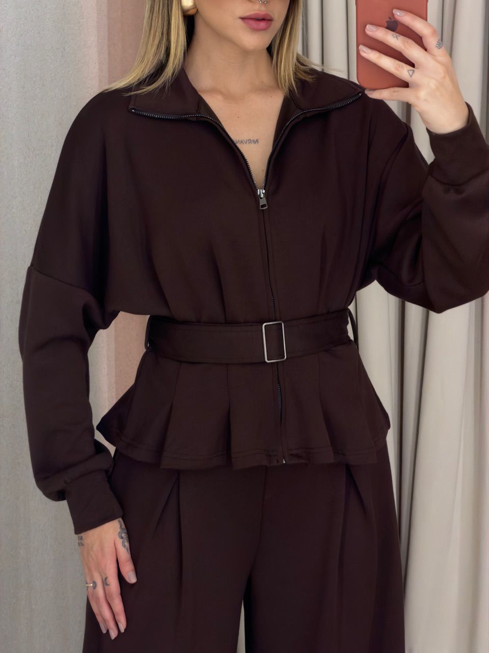 JAQUETA ANA CLAUDIA CINTO CAFÉ