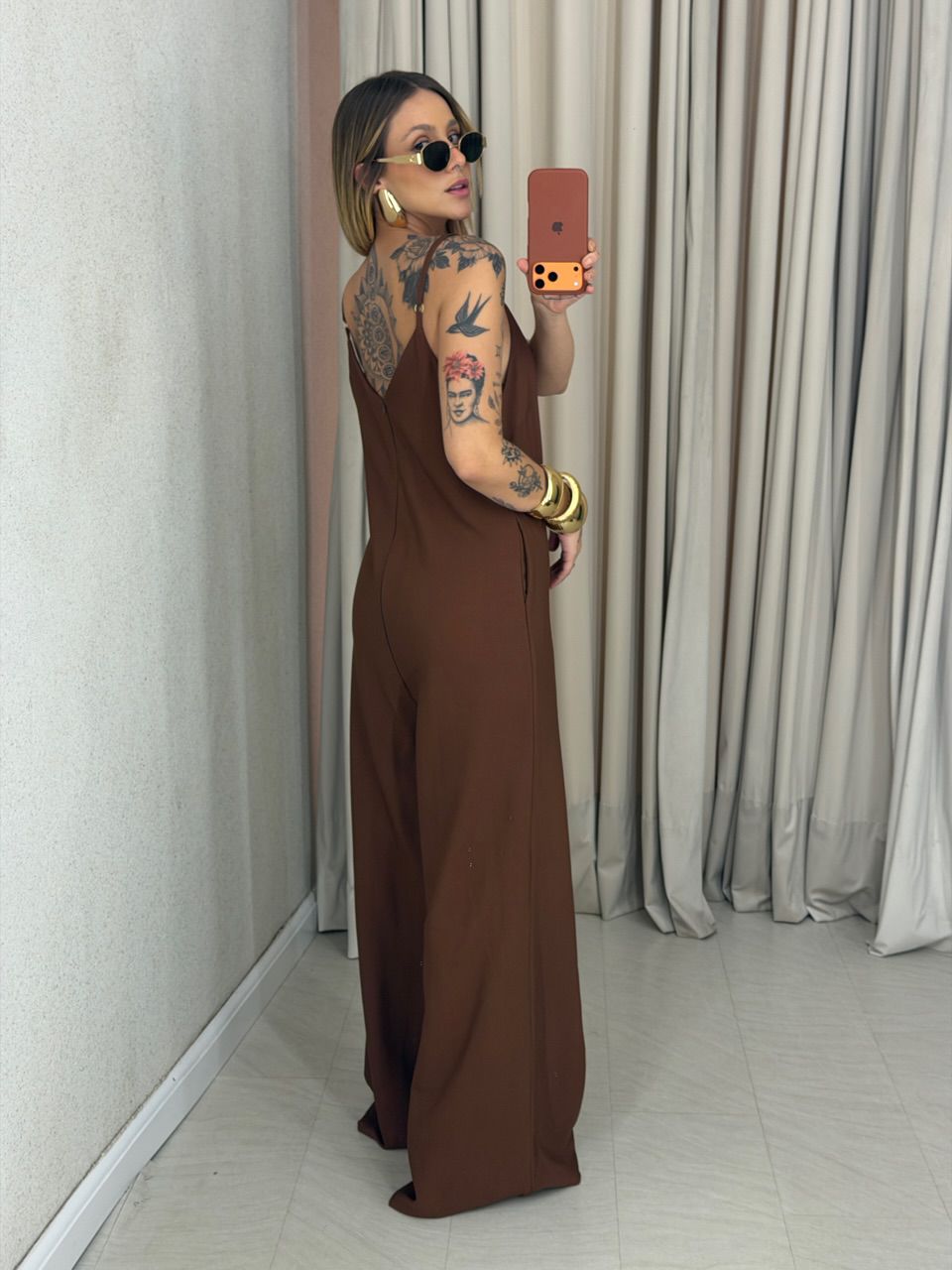 MACACÃO JOYCE ALCINHA MARROM