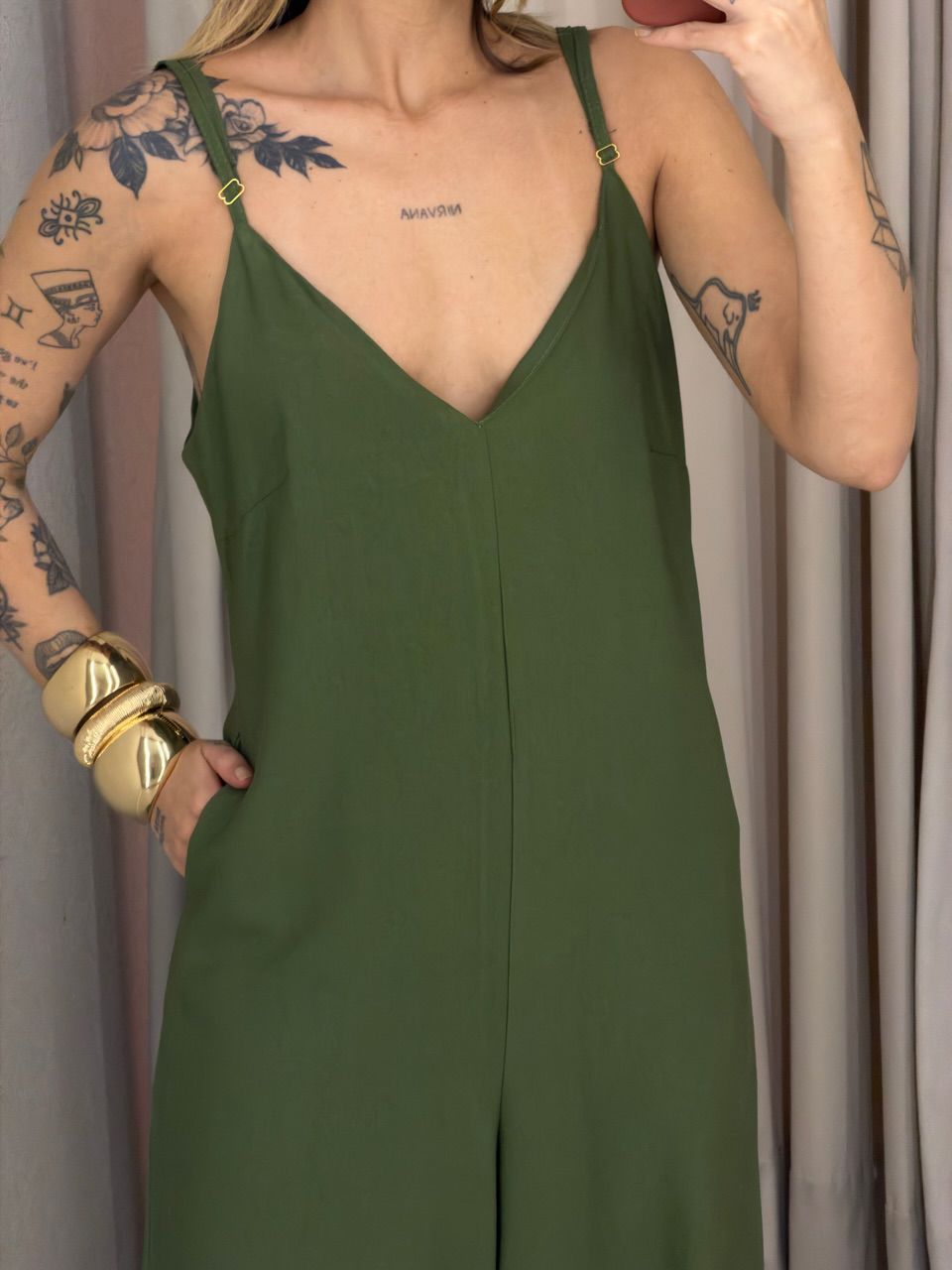 MACACÃO JOYCE ALCINHA VERDE