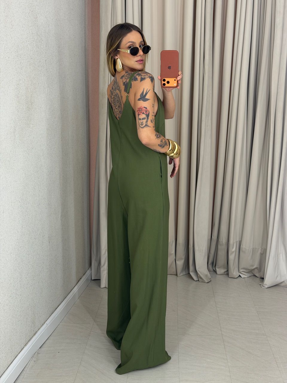 MACACÃO JOYCE ALCINHA VERDE