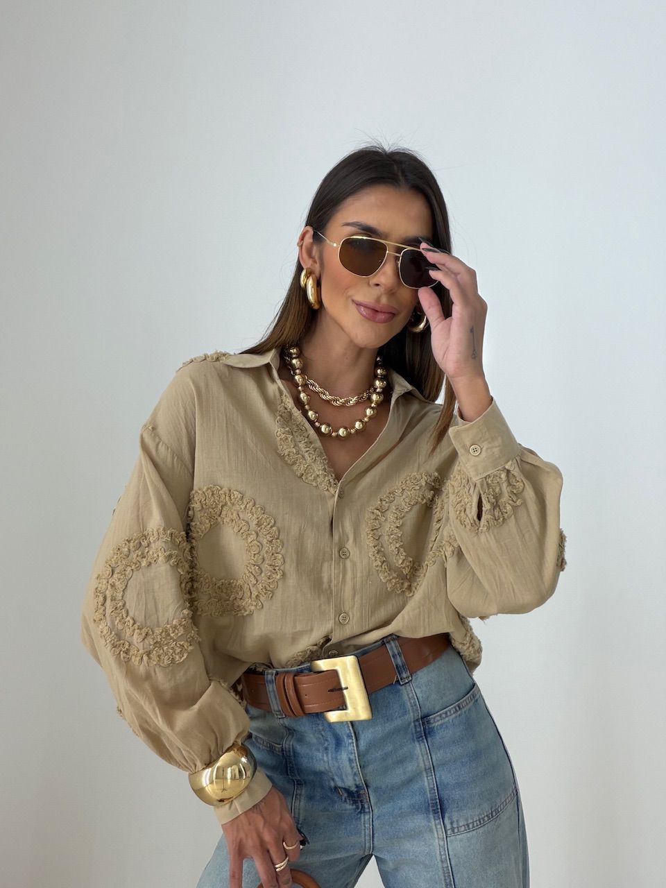 CAMISA GISELE BORDADA NUDE
