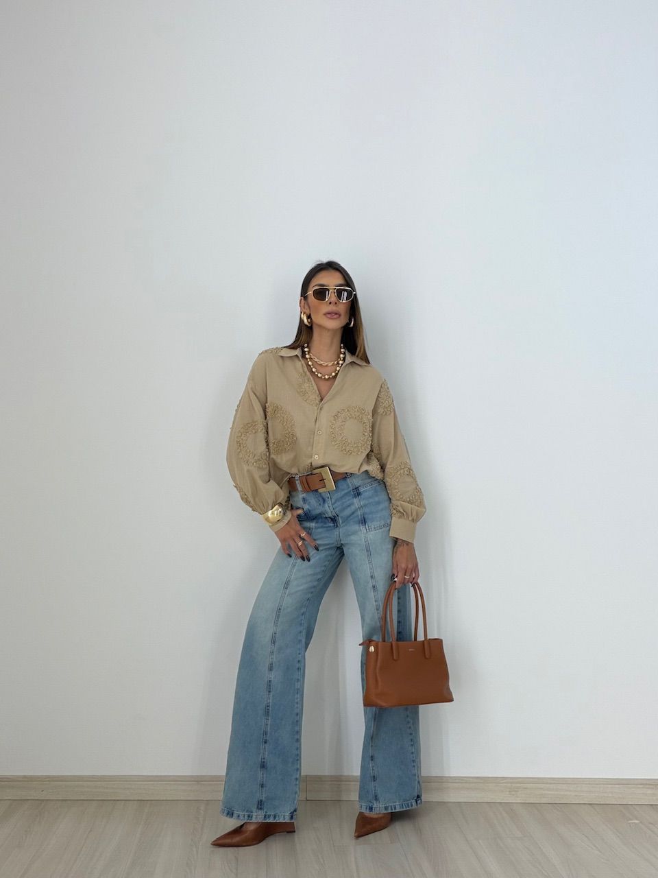 CAMISA GISELE BORDADA NUDE