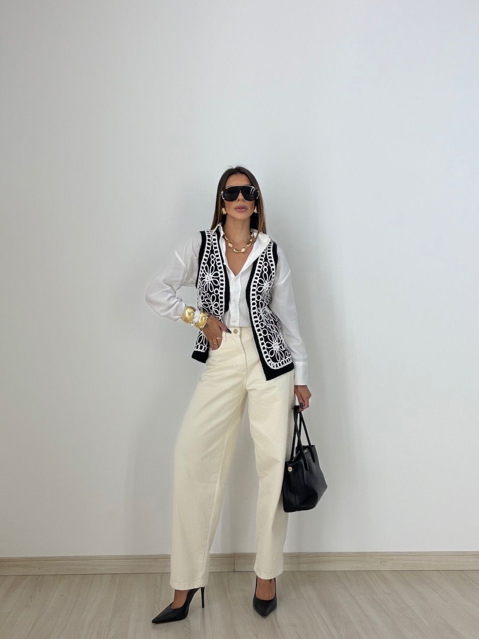 COLETE EMMA BORDADO PRETO