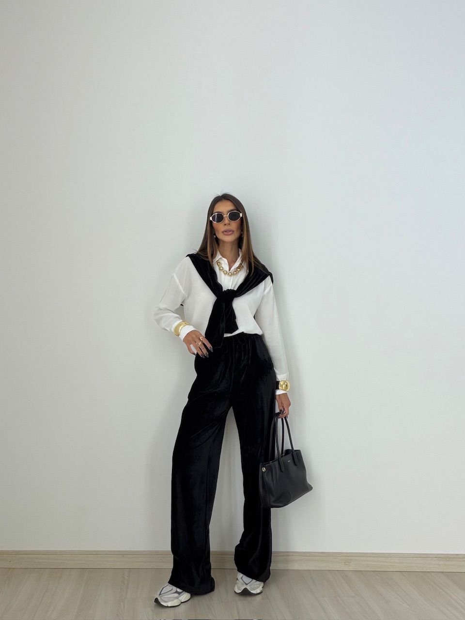 CONJUNTO VALESCA VELUDO PRETO