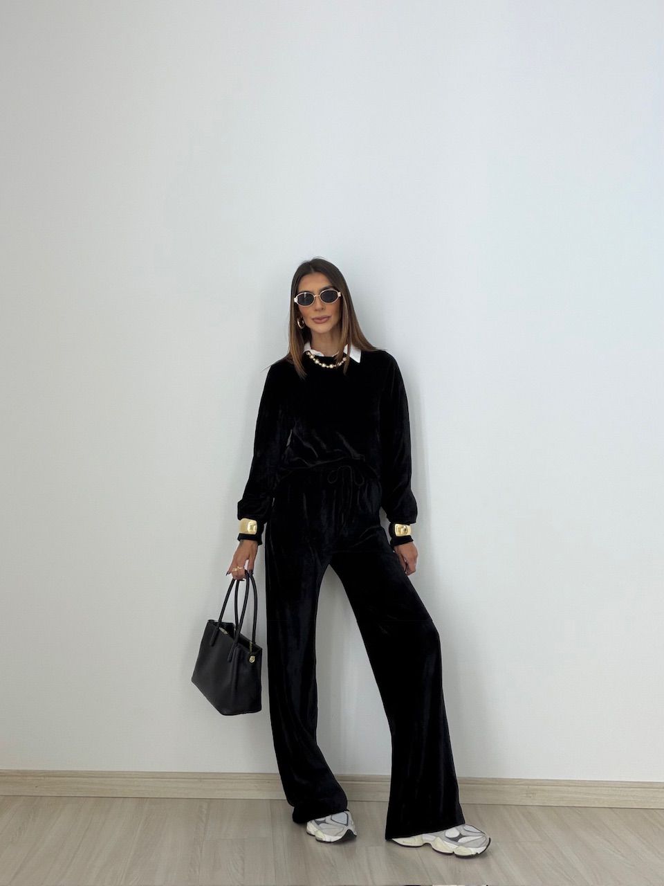 CONJUNTO VALESCA VELUDO PRETO