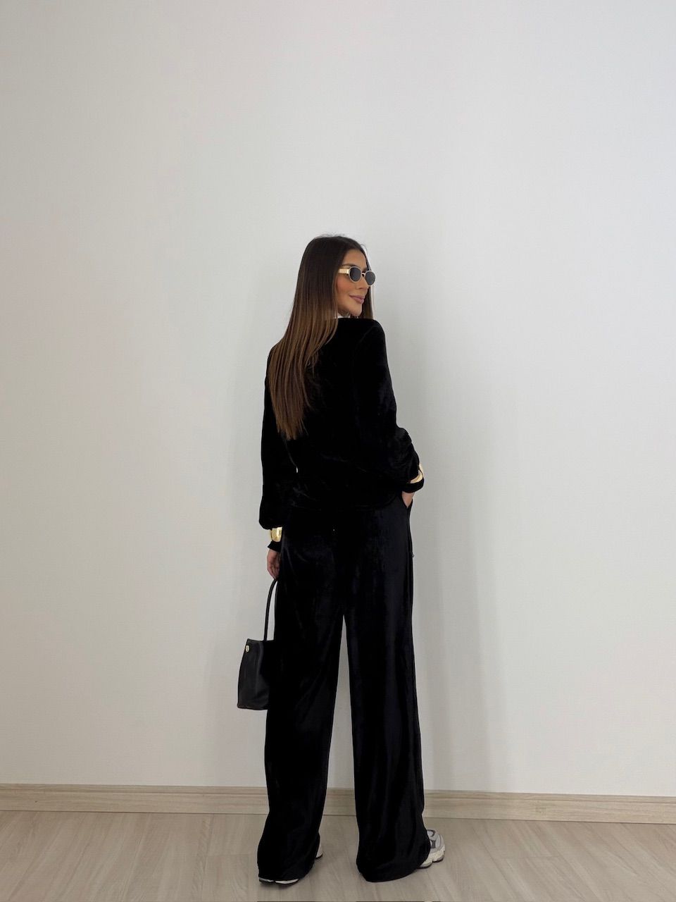 CONJUNTO VALESCA VELUDO PRETO
