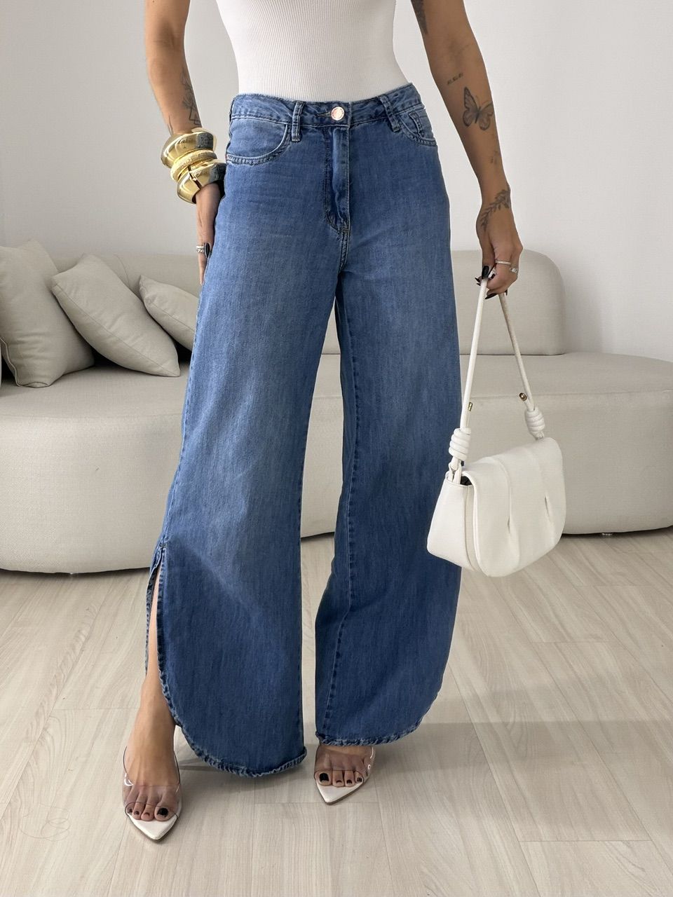 CALÇA RENATA FENDA JEANS MÉDIO - 0080210423 - CAROLLA FERRARO