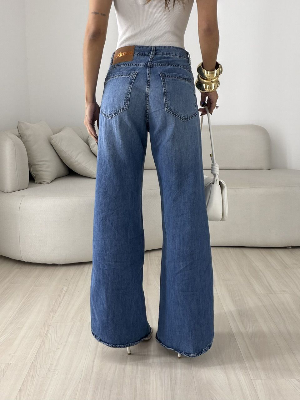 CALÇA RENATA FENDA JEANS MÉDIO