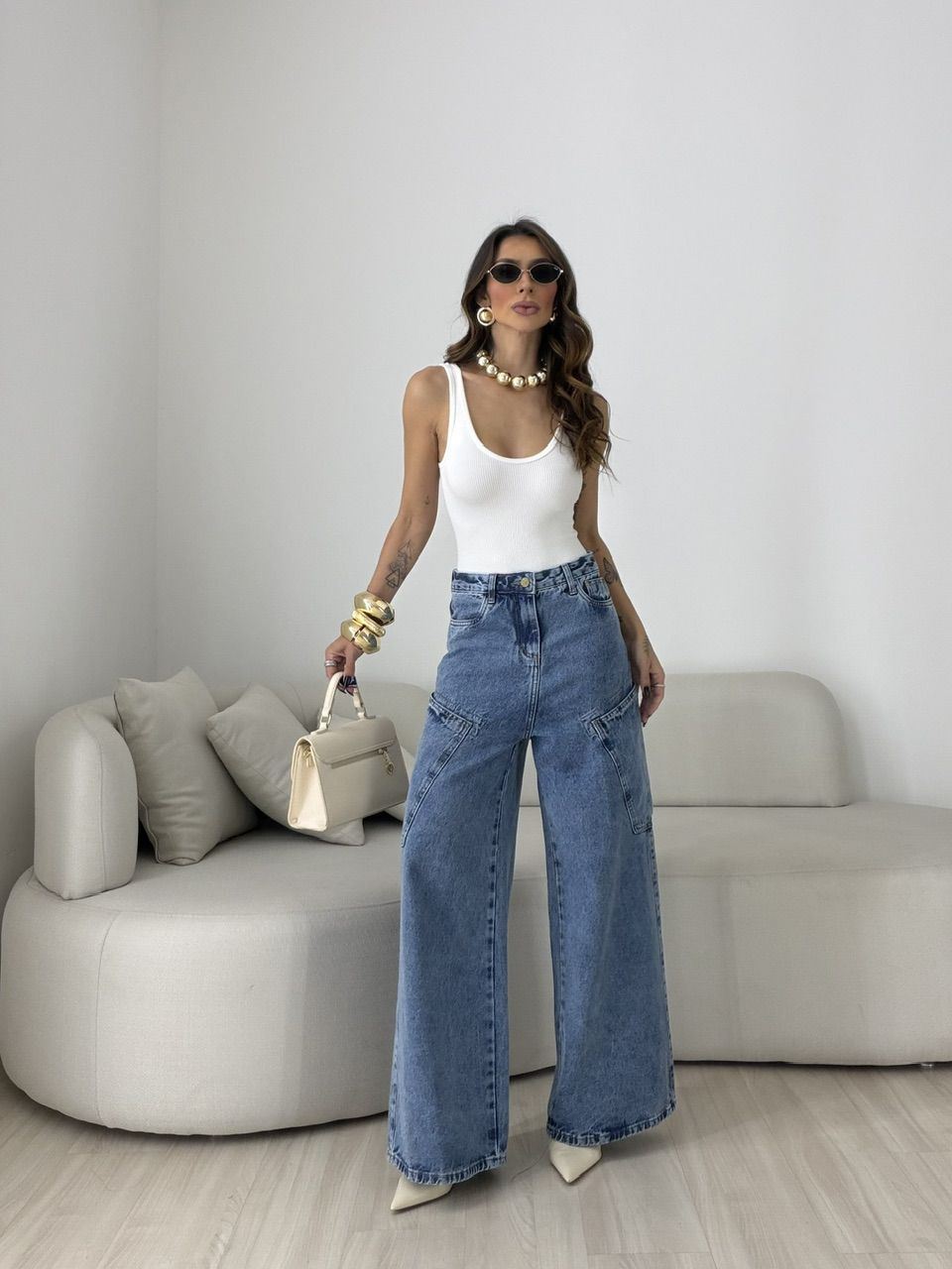 CALÇA VITÓRIA BOLSOS JEANS MÉDIO