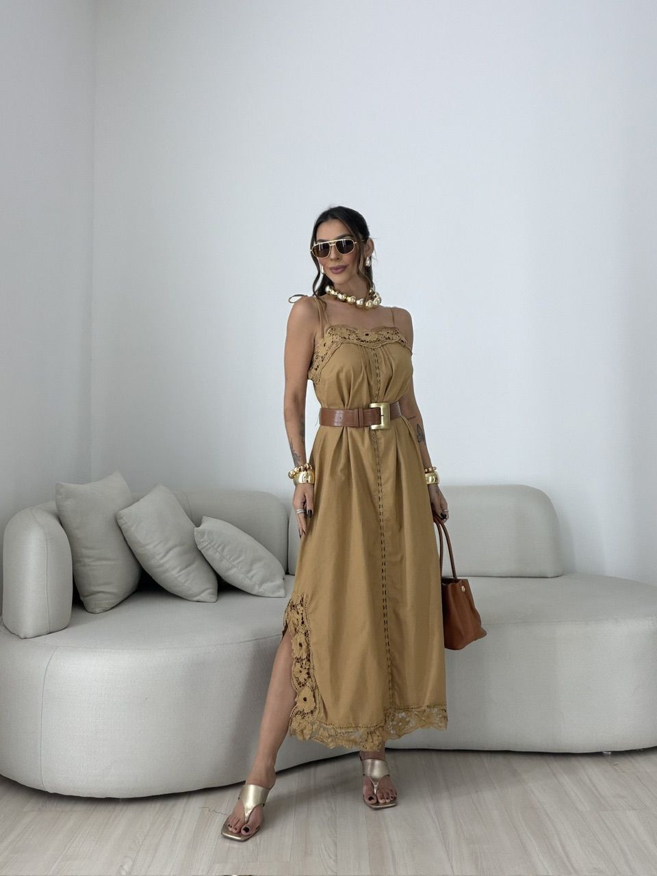 VESTIDO LARISSA RENDA NUDE