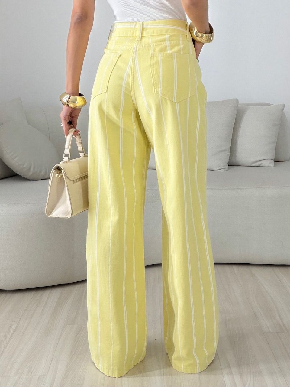 CALÇA LUDMILA LISTRAS AMARELA