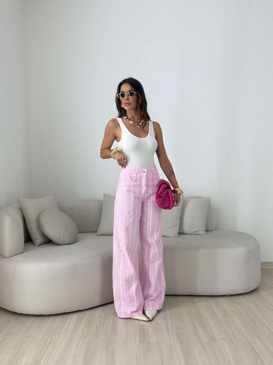 CALÇA LUDMILA LISTRAS ROSA