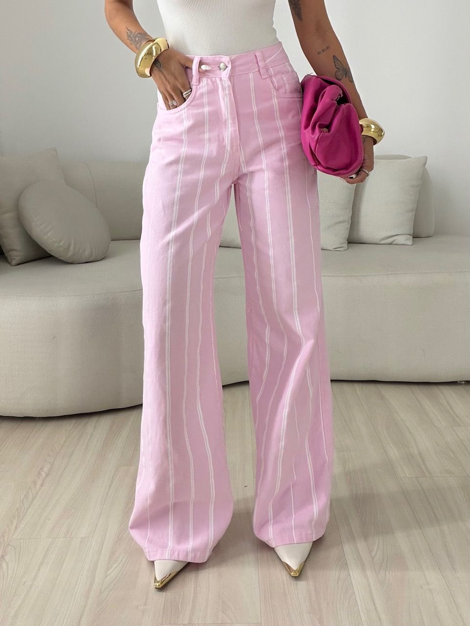 CALÇA LUDMILA LISTRAS ROSA
