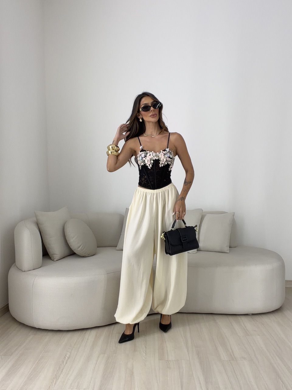 CORPETE TAINARA FLORES PRETO