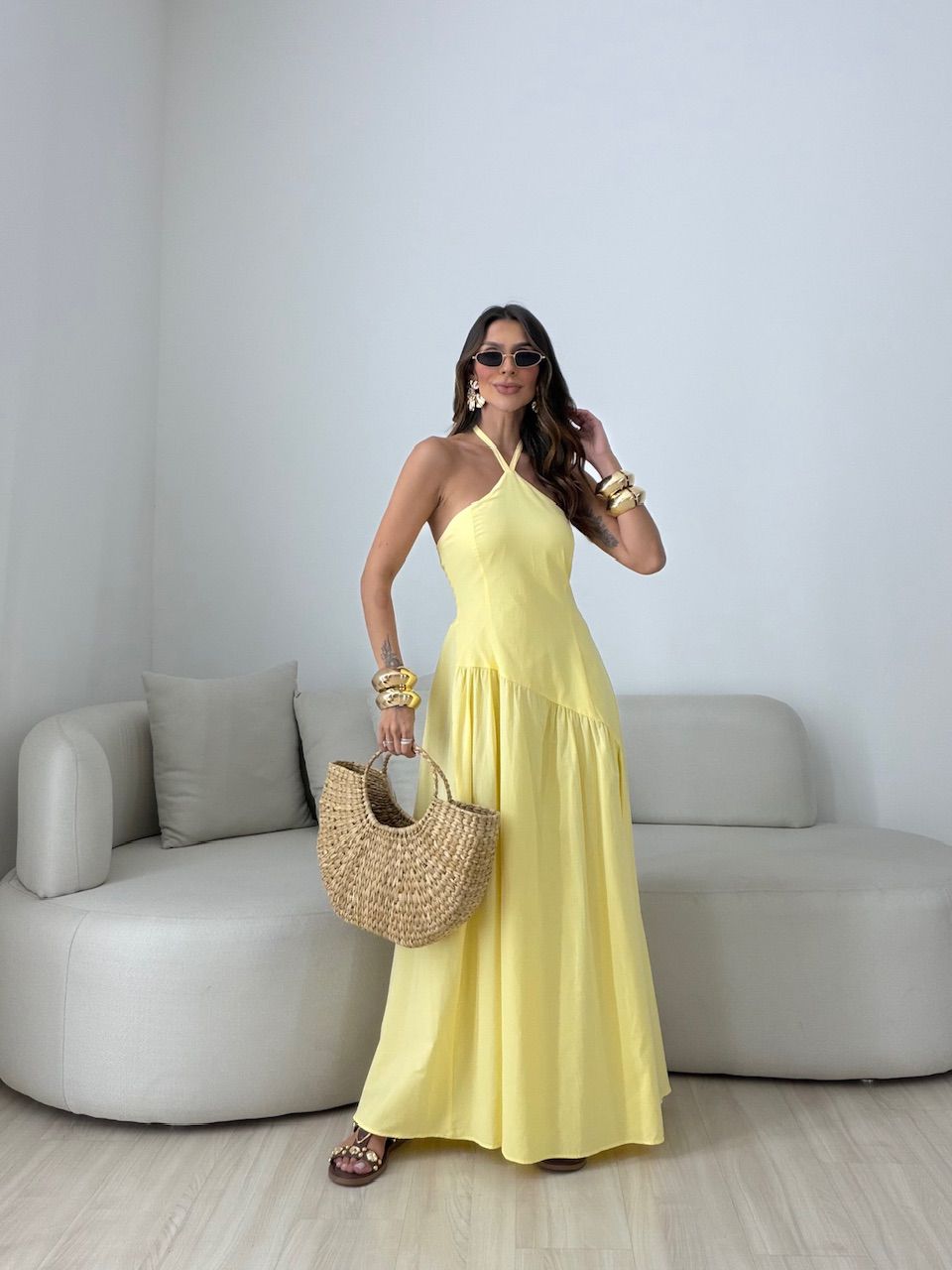 VESTIDO NINA FRENTE ÚNICA AMARELO