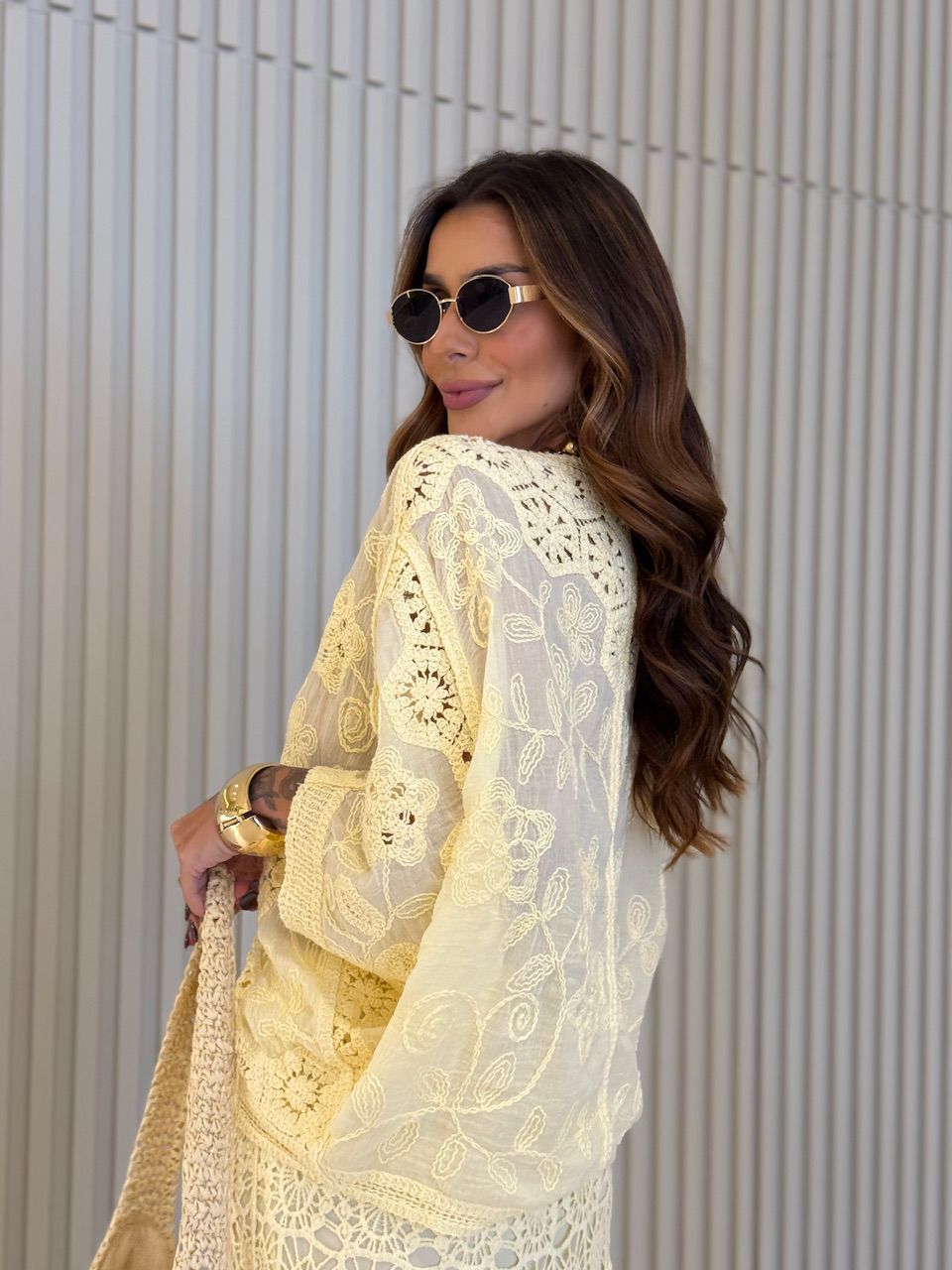 CAMISA REGINA CROCHÊ YELLOW BUTTER