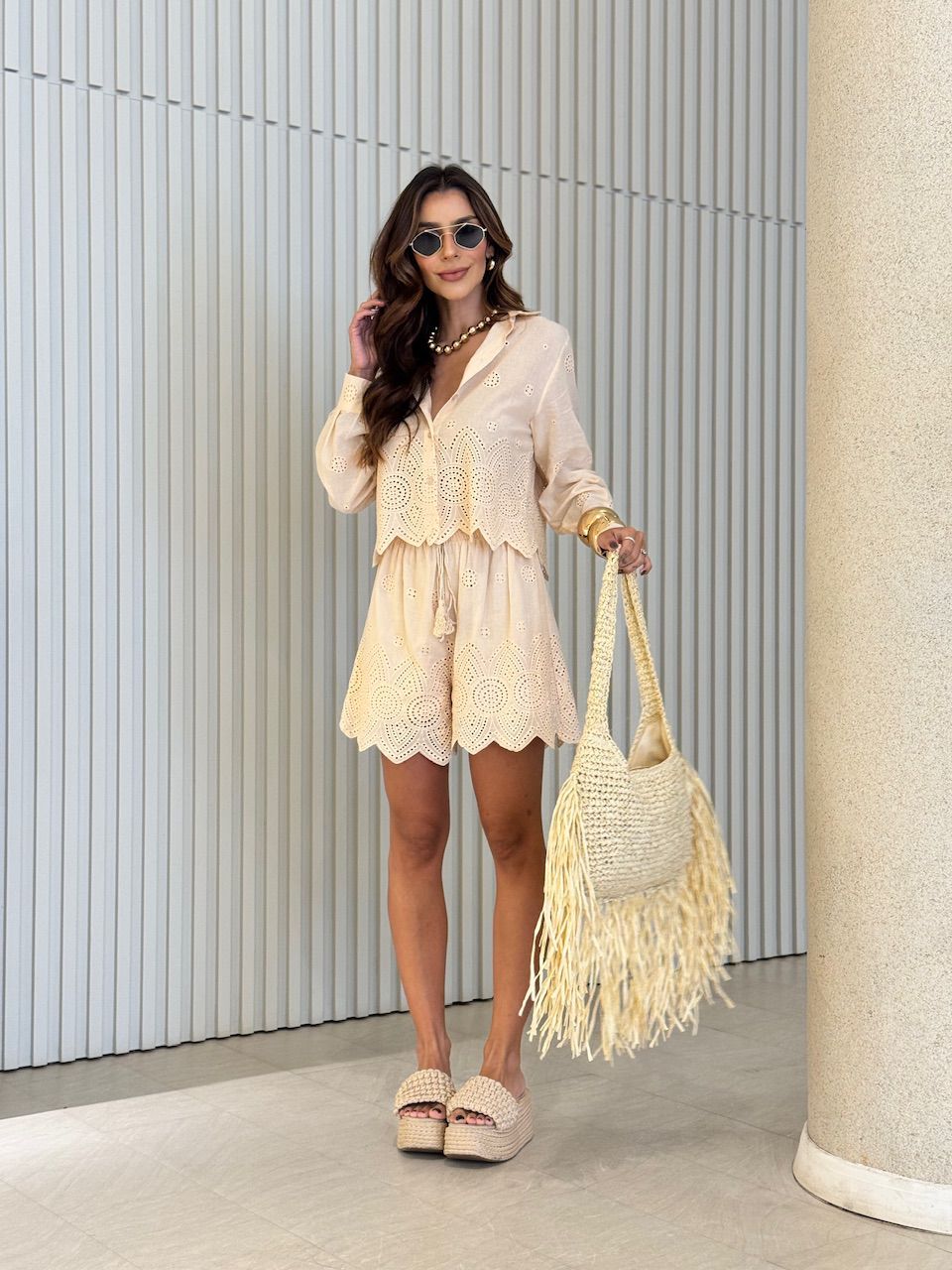 CONJUNTO SANDRA CAMISA SHORT AREIA