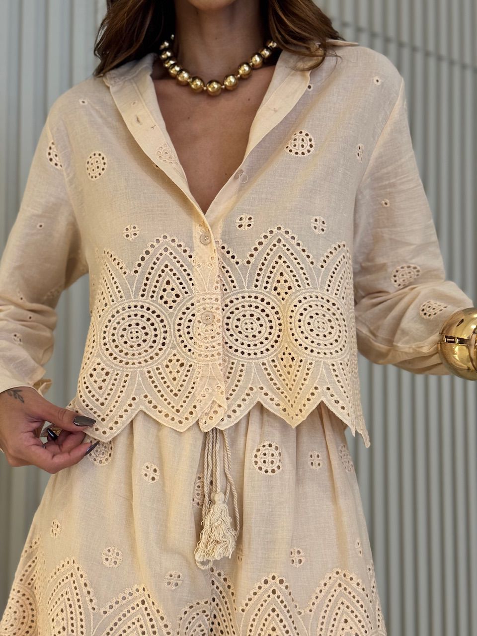 CONJUNTO SANDRA CAMISA SHORT AREIA