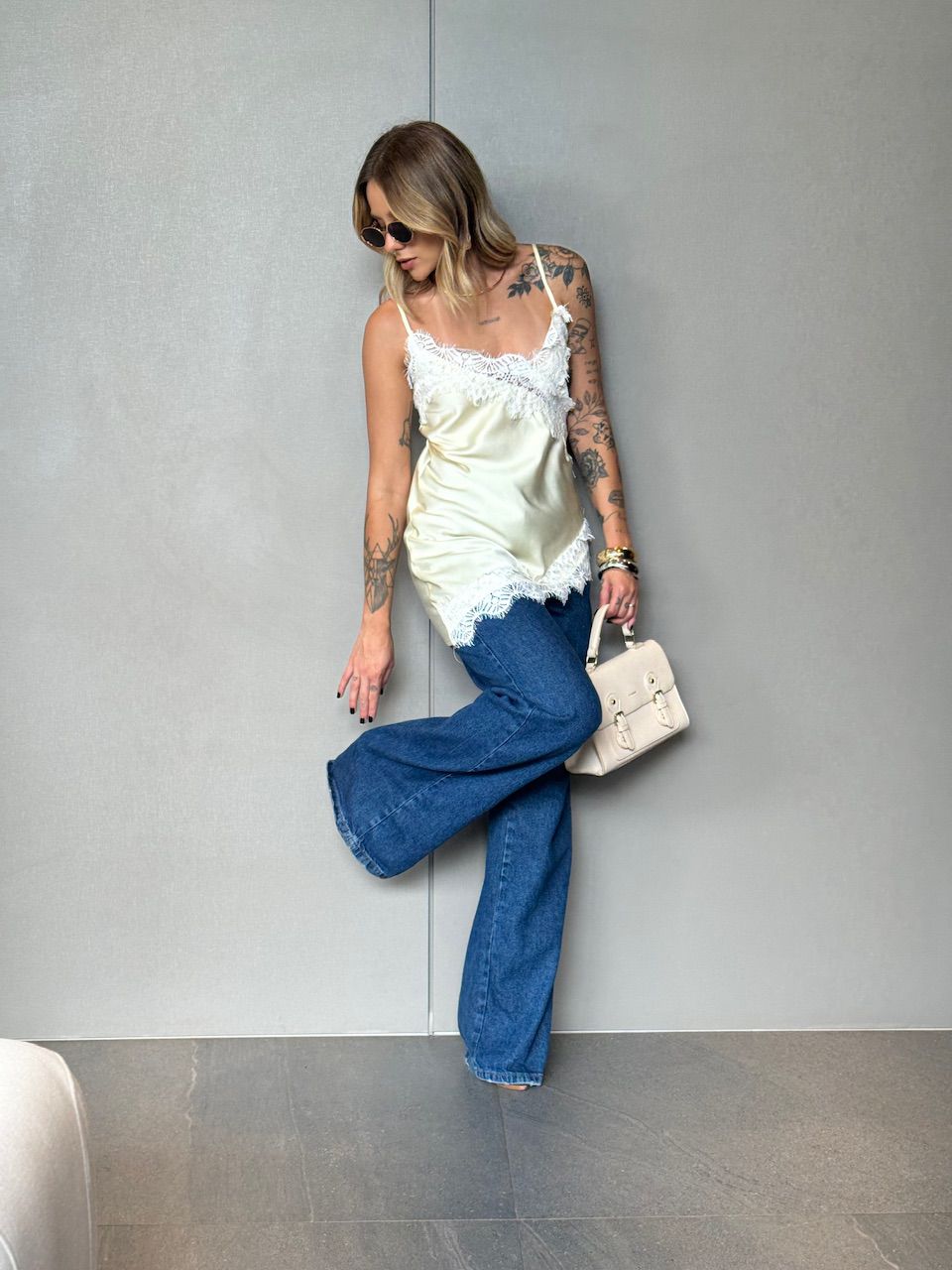 BLUSA ALANA ACETINADA YELLOW BUTTER