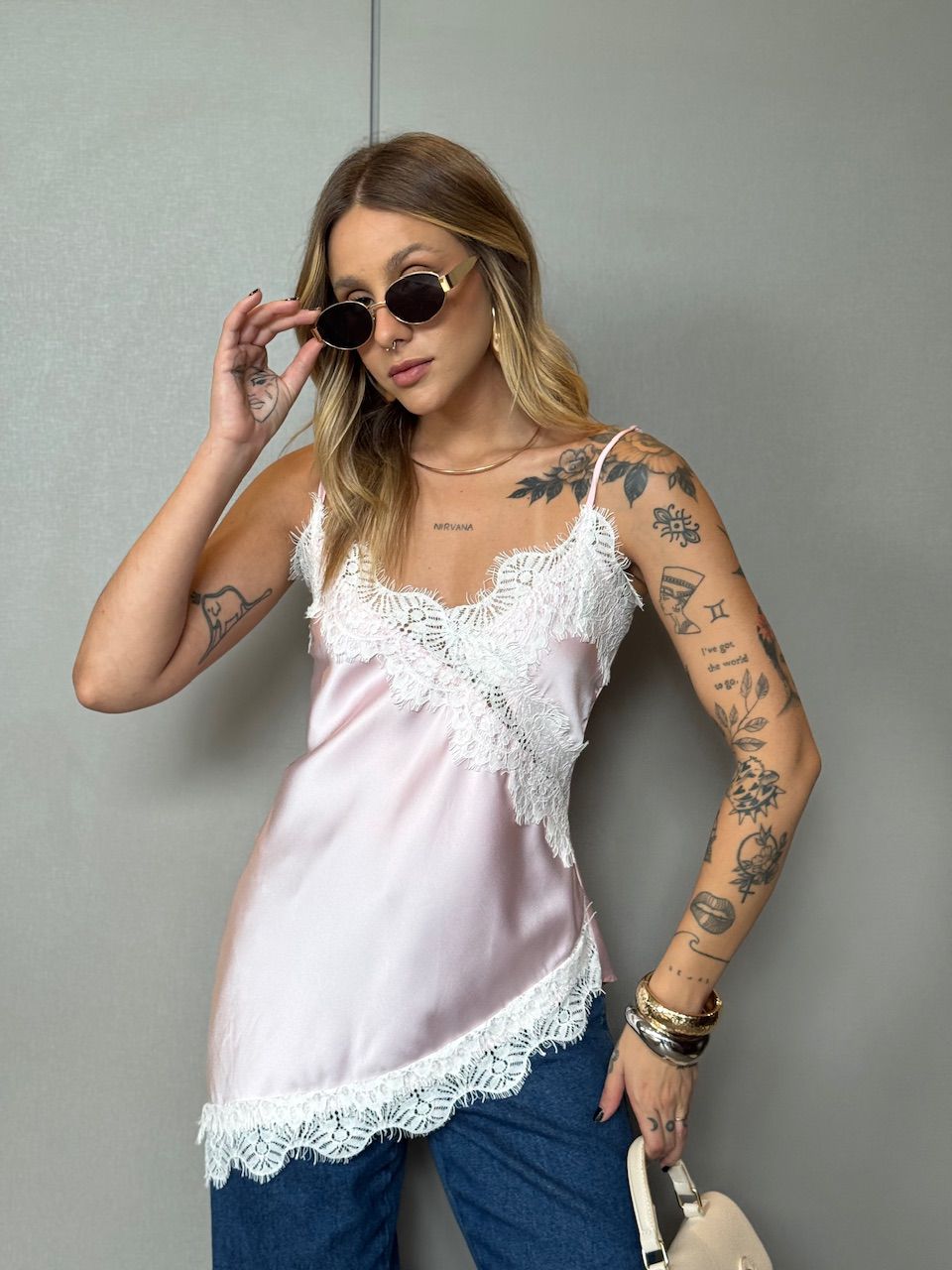 BLUSA ALANA ACETINADA ROSA