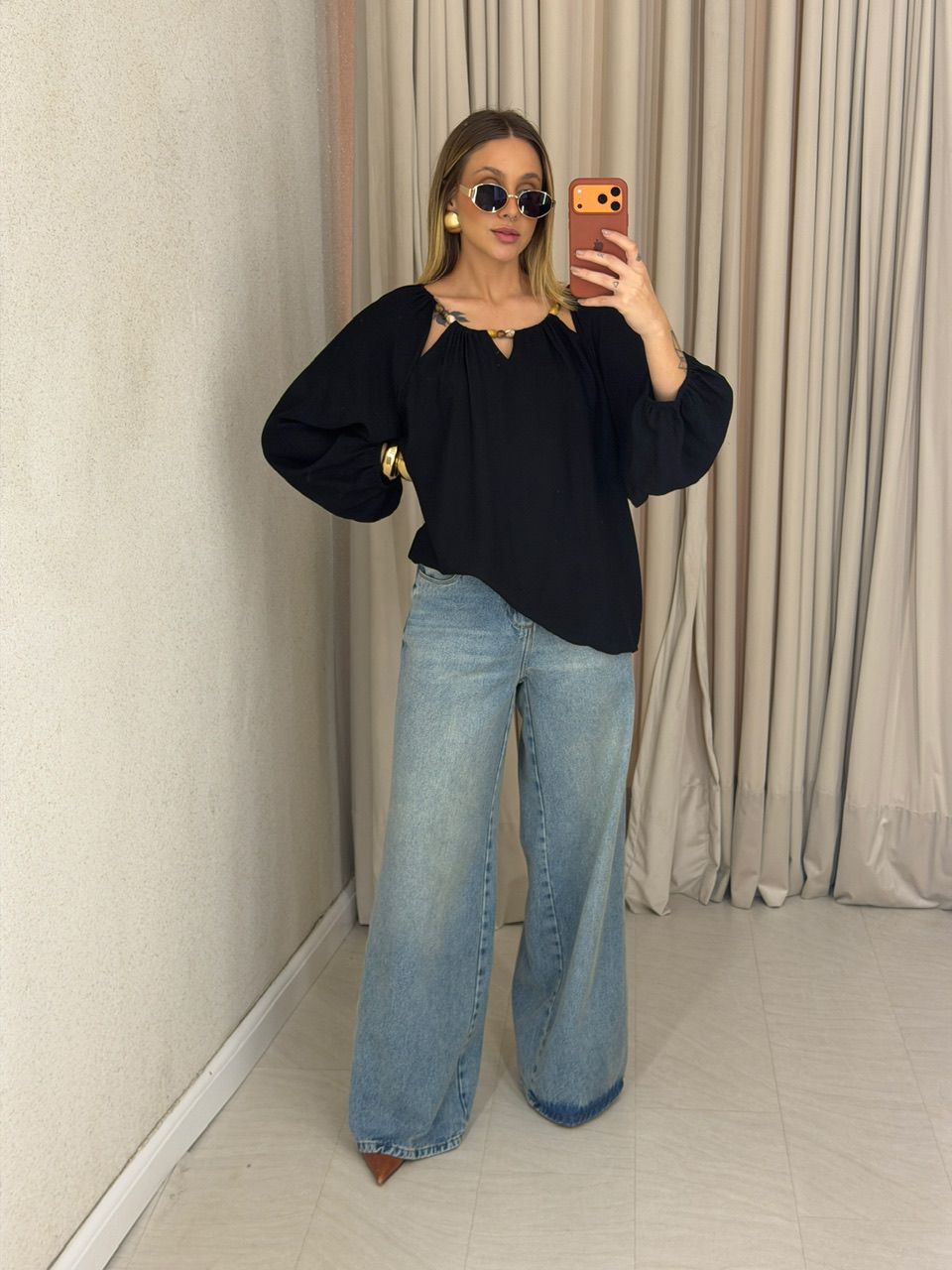 BATA NEUSA GOLA PRETA