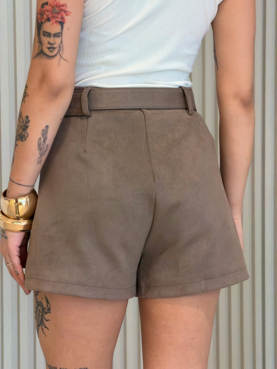 SHORT AMELIA CINTO CAQUI
