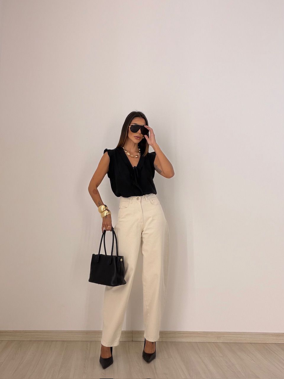 BLUSA MELINDA BABADO PRETA