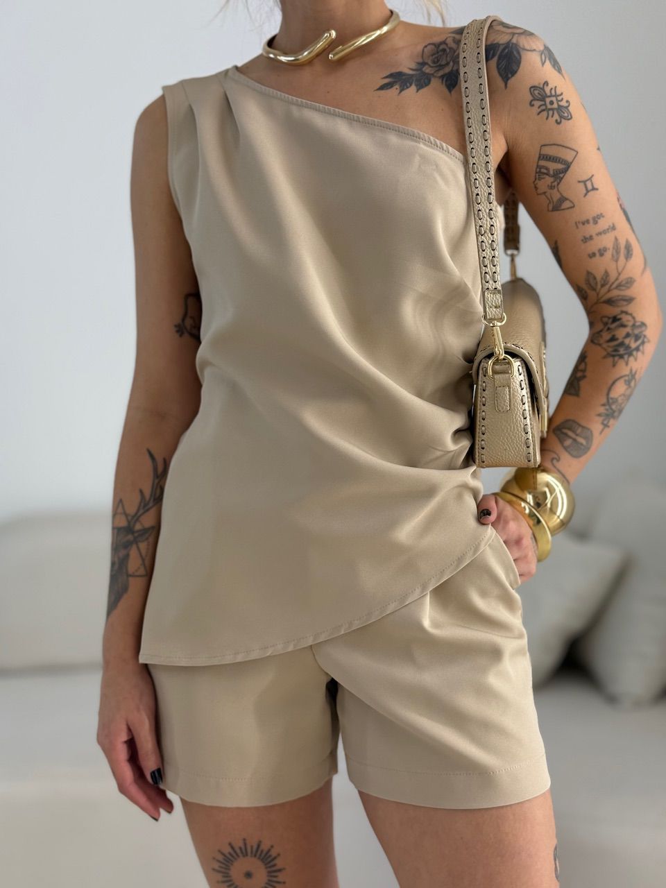 CONJUNTO ALANIS NULA MANGA NUDE