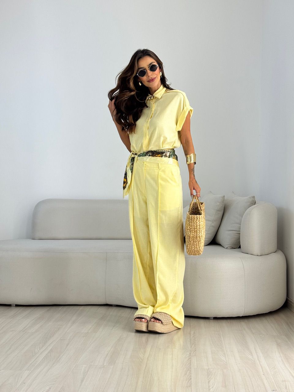 CONJUNTO SOPHIE CAMISA CALÇA AMARELO