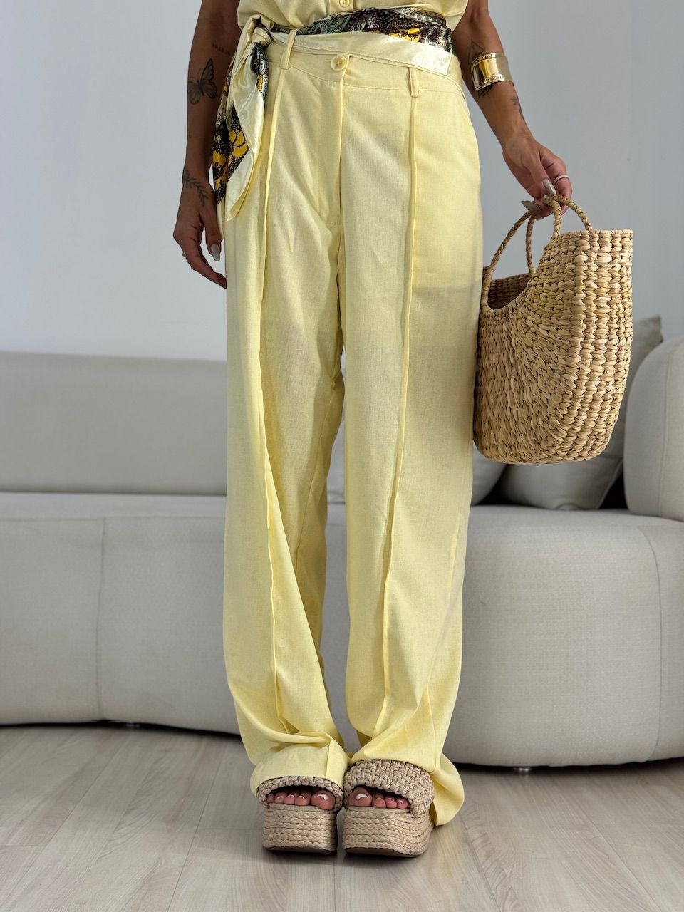 CONJUNTO SOPHIE CAMISA CALÇA AMARELO