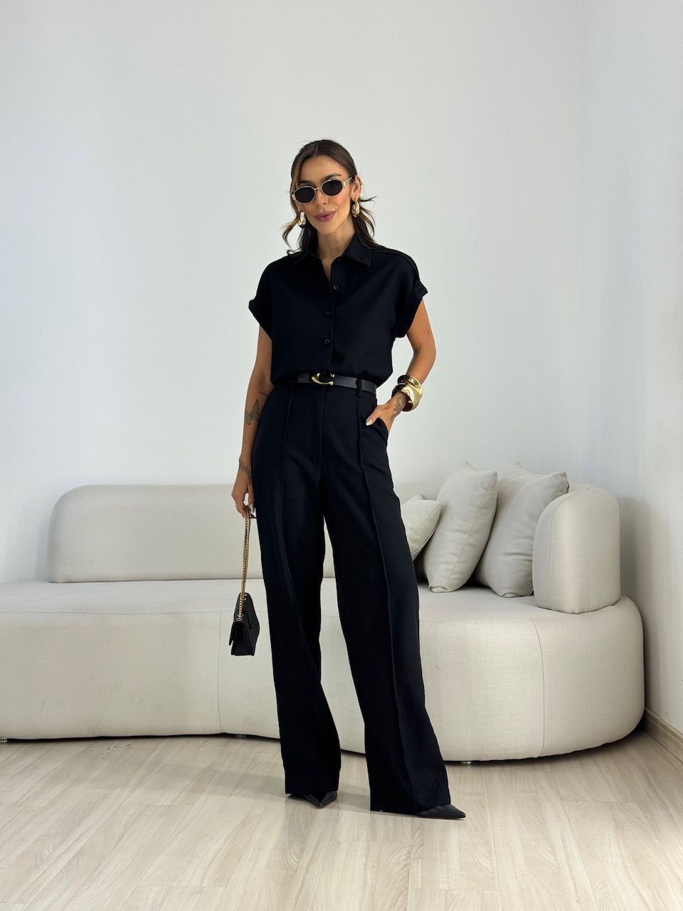 CONJUNTO SOPHIE CAMISA CALÇA PRETO - 0071370032 - CAROLLA FERRARO