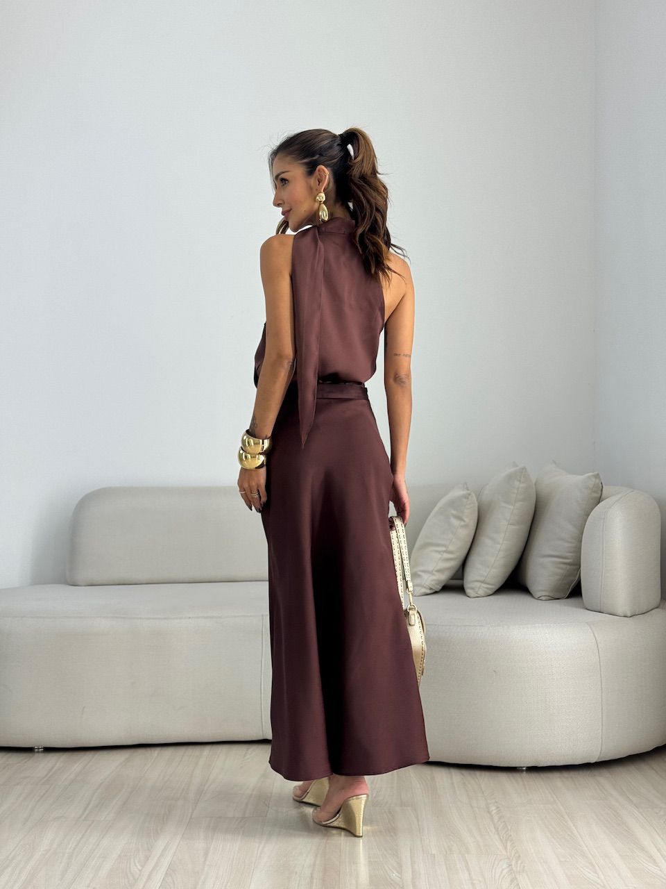 BLUSA LORENA NULA MANGA MARROM