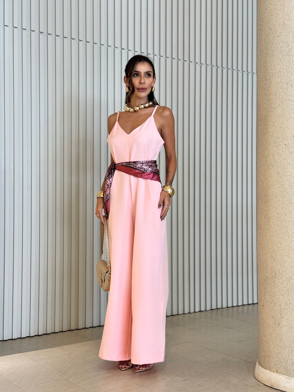 MACACÃO OLIVIA ALFAIATARIA ROSA