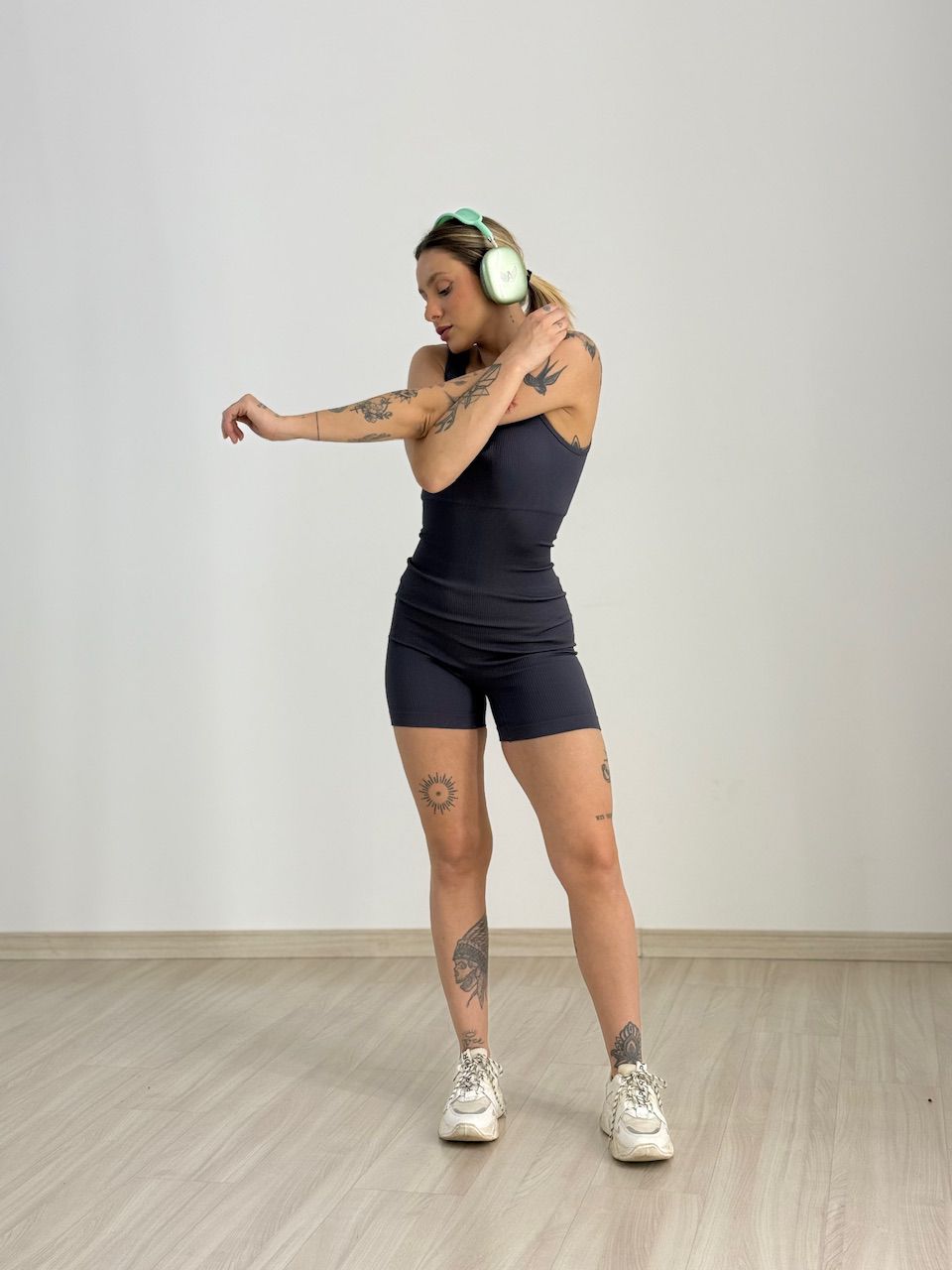 MACAQUINHO TAYNA FIT CAVADO CHUMBO