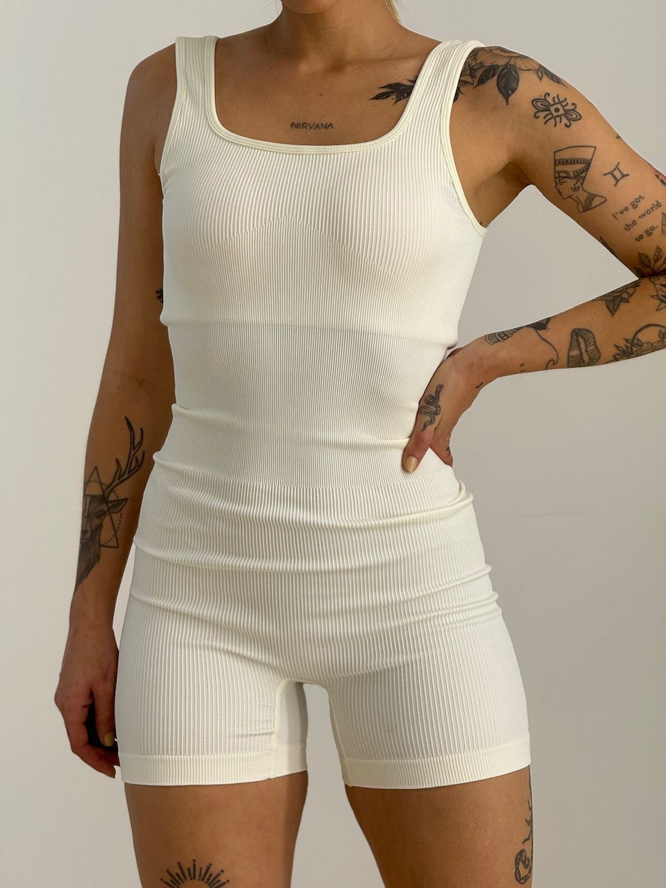 MACAQUINHO TAYNA FIT CAVADO MARFIM