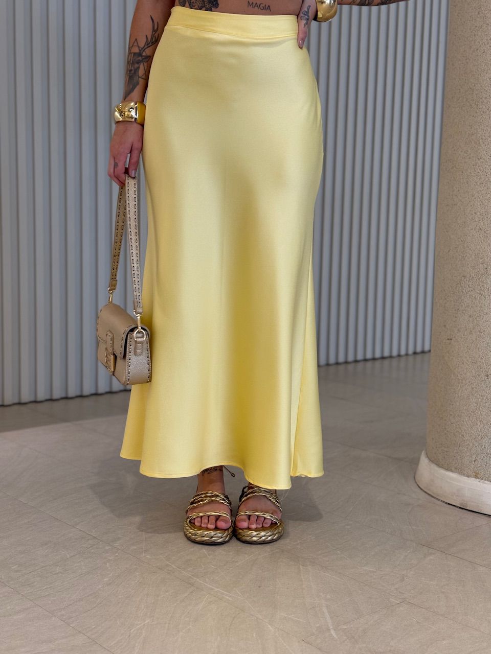 SAIA GABI ACETINADA AMARELA - 0072460112 - CAROLLA FERRARO