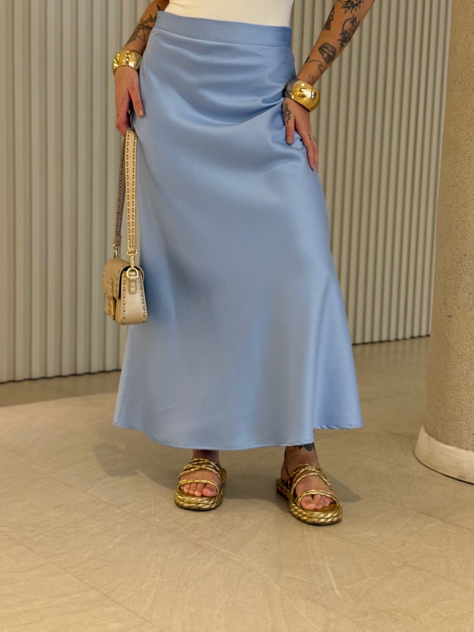 SAIA GABI ACETINADA AZUL - 0072460109 - CAROLLA FERRARO